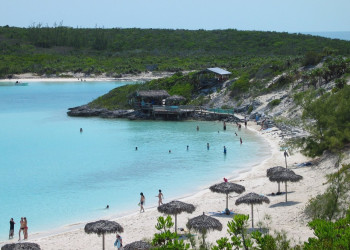 Пляж на острове Эксума, Багамские острова. Фото 1 – фотографии Багамских островов