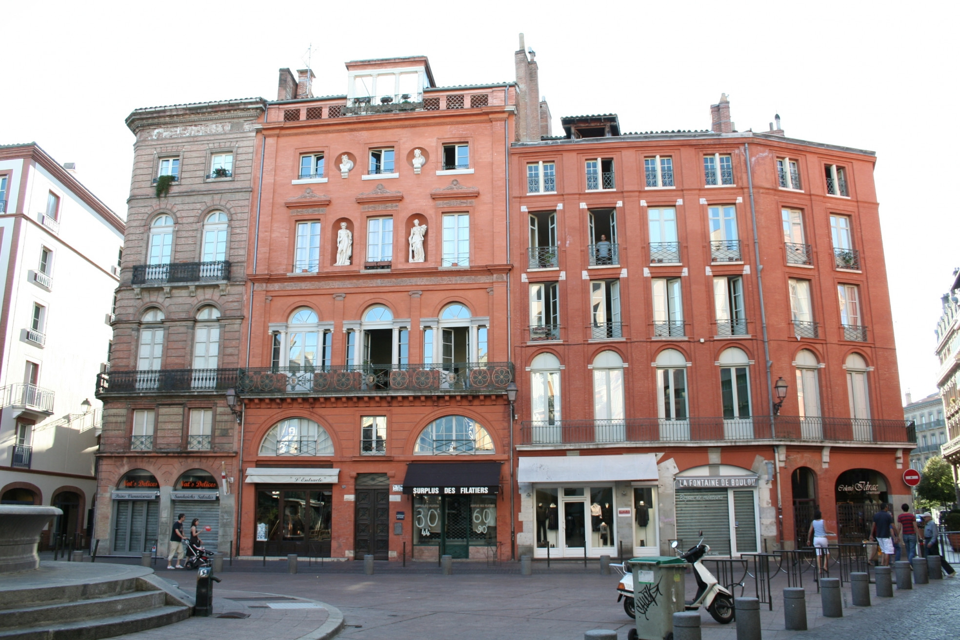 Дома в Тулузе, Франция. Фото 4 – фотографии Франции