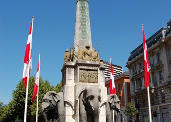 Памятник в Шамбери, Франция. Фото 7 – фотографии Франции