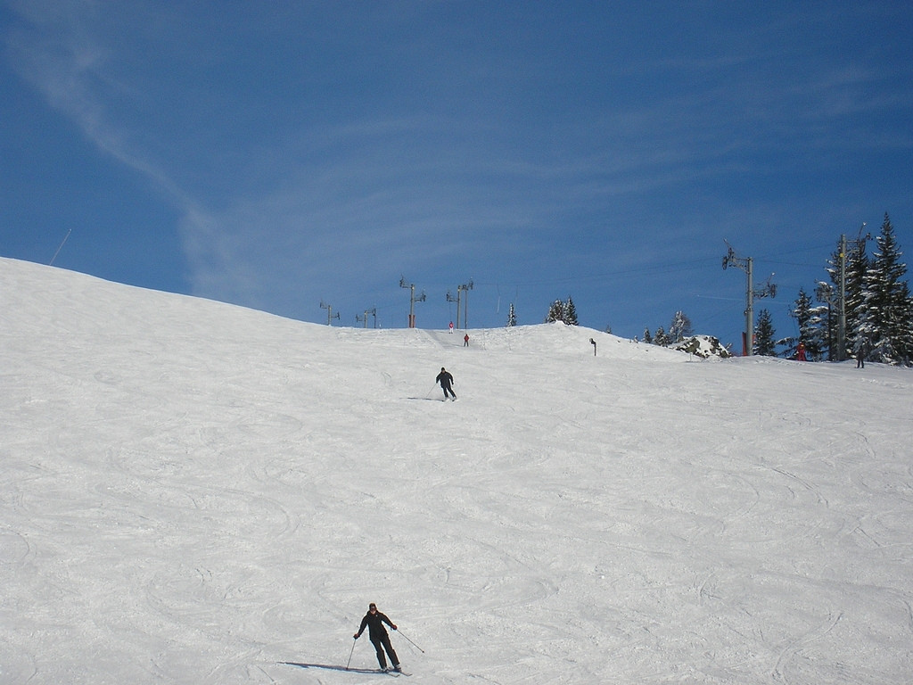 Лыжная трасса в Ла-Розиере, Франция – фотографии Франции