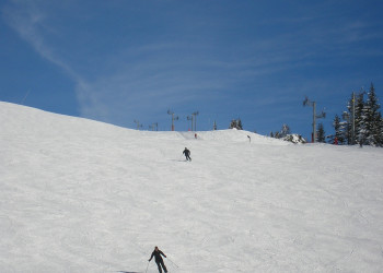 Лыжная трасса в Ла-Розиере, Франция – фотографии Франции