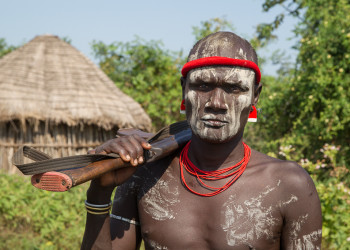 Племя Мурси в национальном парке Маго, Эфиопия. Фото 1 – фотографии Эфиопии