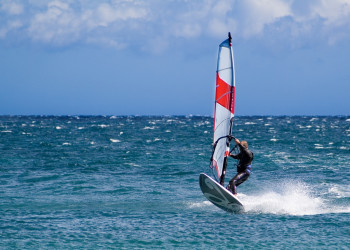 Серфинг в Жуан-ле-Пен, Франция. Фото 1 – фотографии Франции