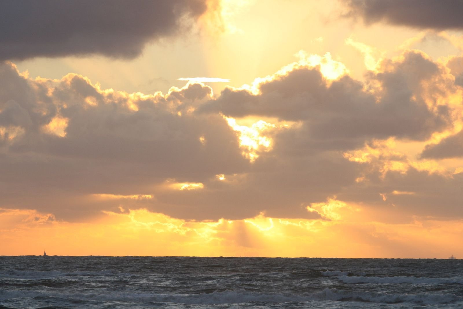 Закат в Китене, Болгария – фотографии Болгарии