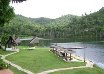 Беседки на берегу озера в Пинар дель Рио провинция, Куба. Фото 6 – фотографии Кубы