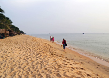 Один из прекрасных пляжей Фукуока – фотографии Вьетнама