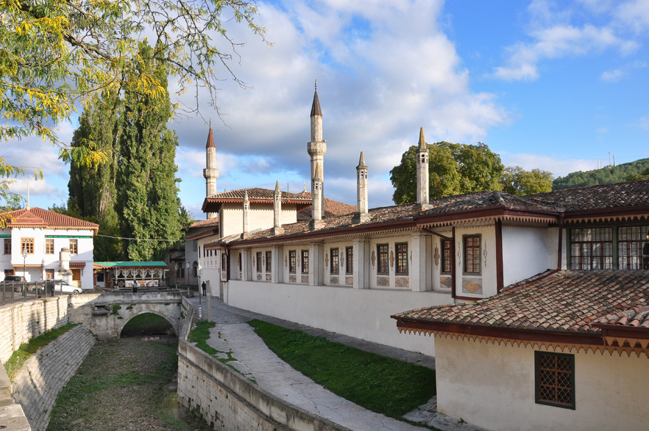 Знаменитый Ханский дворец в Бахчисарае – фотографии России