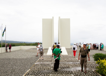 Монумент в честь погибших во Второй мировой войне. Фото 1 – фотографии Соломоновых Островов