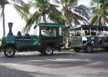 Развлечение туристов в Варадеро, Куба. Фото 1 – фотографии Кубы