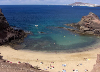 Пляж на Лансароте. Эль Папагайо – фотографии Канарских островов