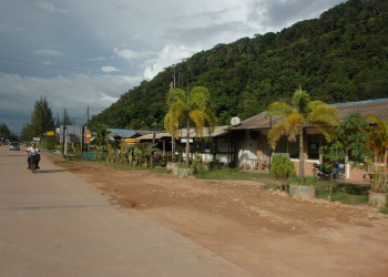 Дорога на острове Ланта, Тайланд – фотографии Таиланда