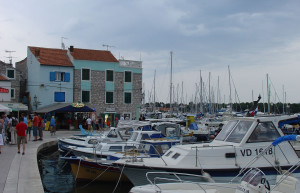 Яхты и катера в Водице, Хорватия – фотографии Хорватии