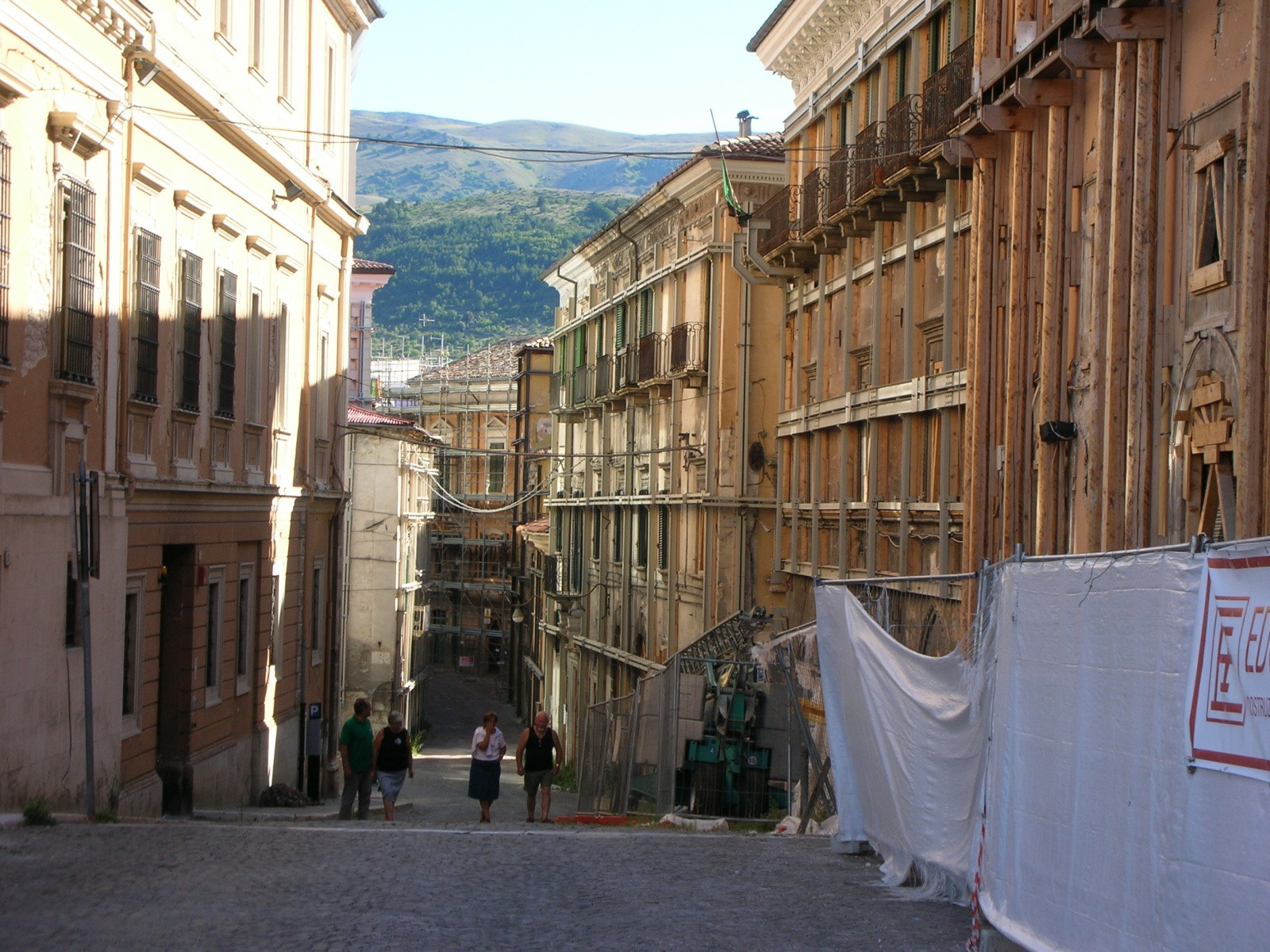 Л’Aквила (L'Aquila), регион Абруццо в центральной Италии. Фото 1 – фотографии Италии