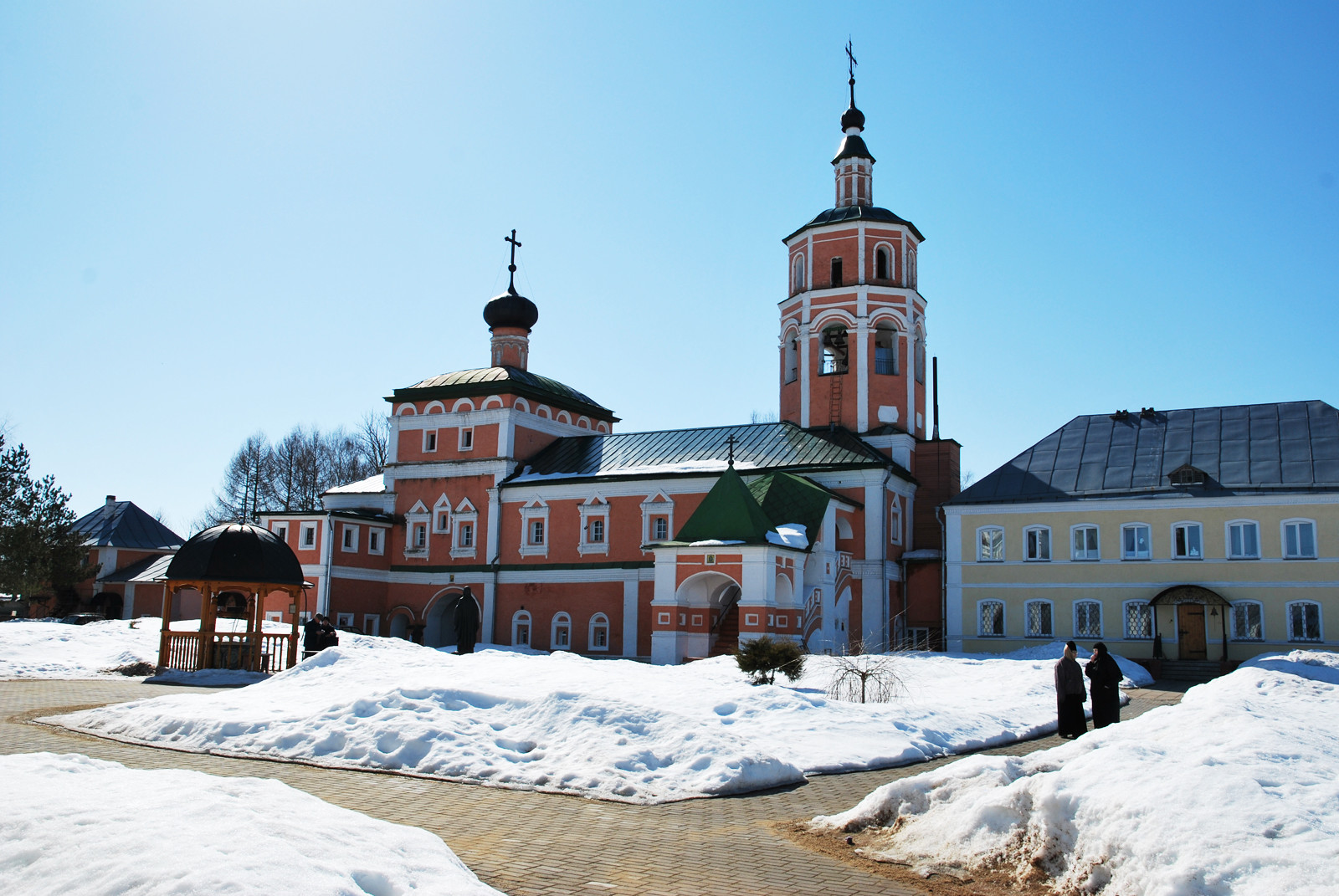 Иоанно-Предтеченский монастырь, Вязьма. Фото 1 – фотографии России