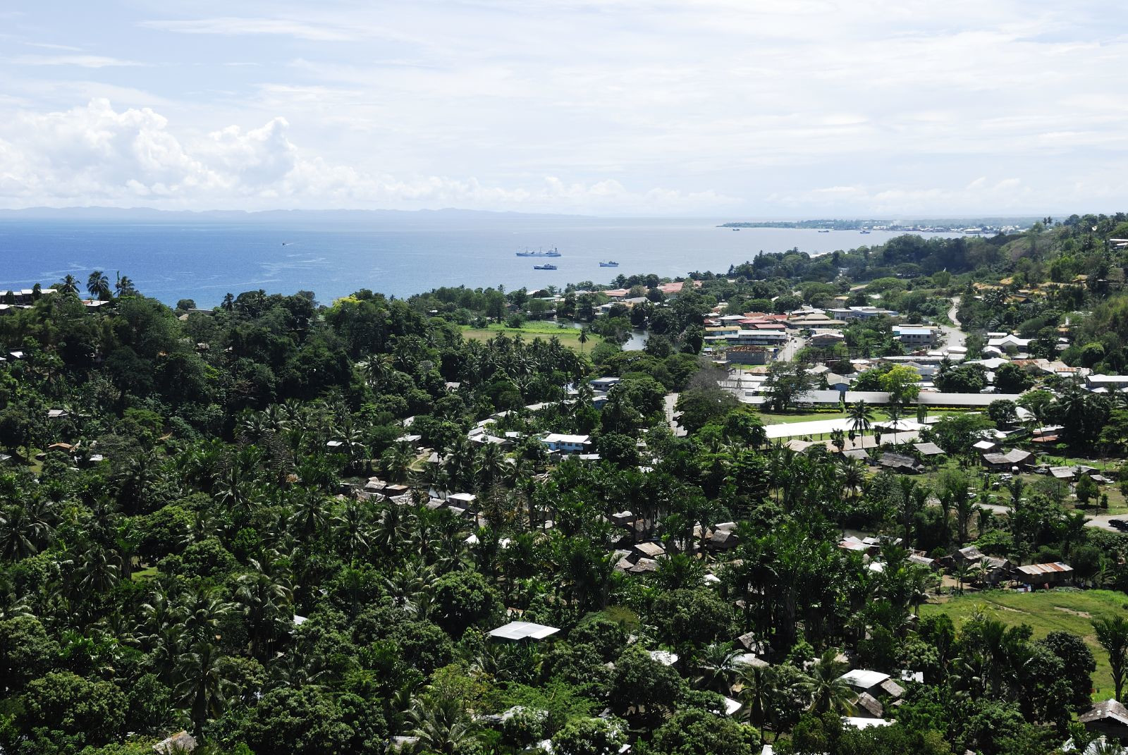 Столица Соломоновых островов - Хониара, о-в Гуадалканал. Фото 1 – фотографии Соломоновых Островов