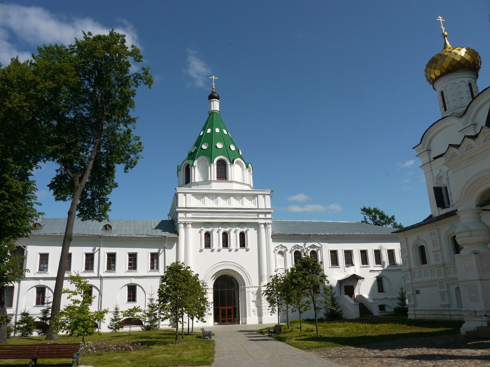 Знаменитый Ипатьевский монастырь – фотографии России
