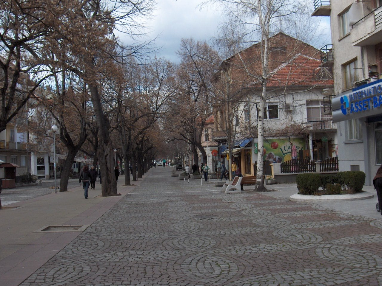 Улица в Кюстендиле, Болгария. Фото 2 – фотографии Болгарии