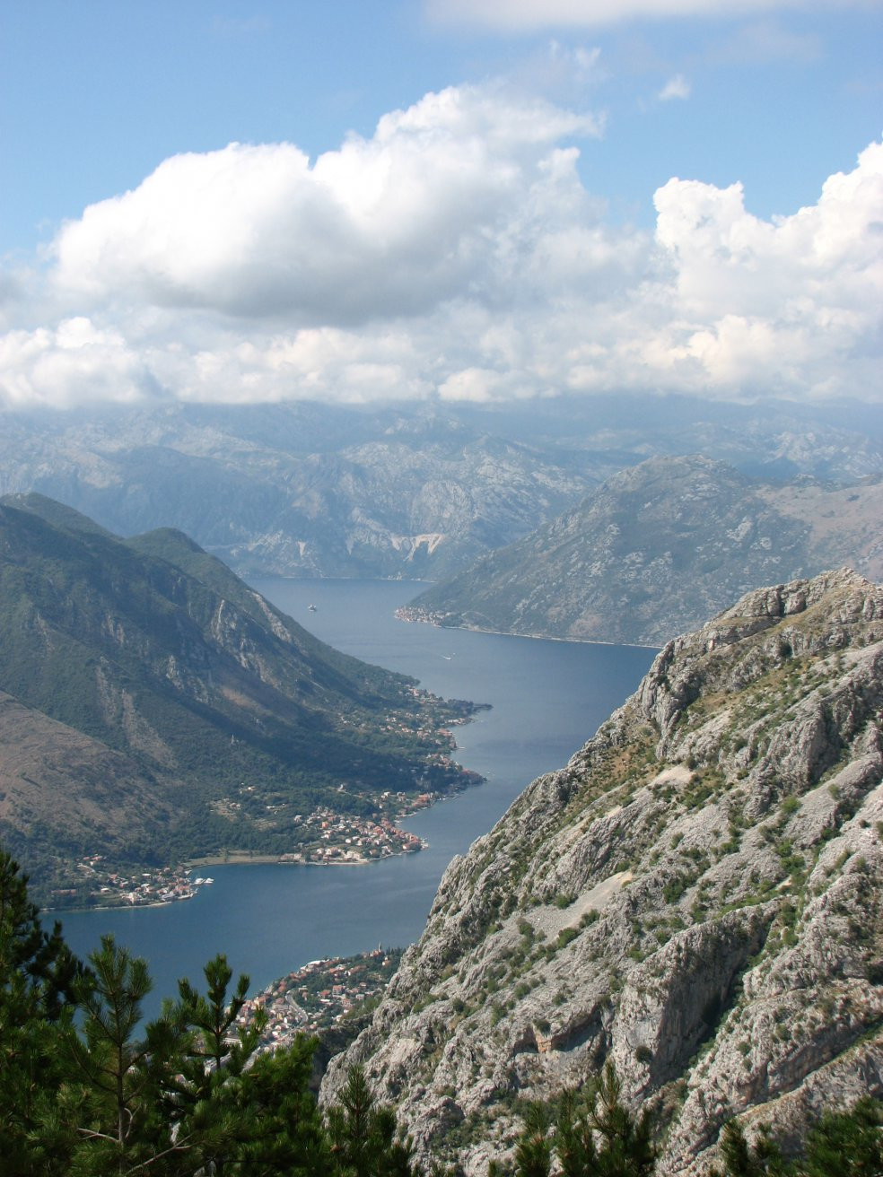 Горы в Которском заливе, Черногория. Фото 25 – фотографии Черногории