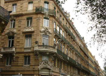 Улица в Тулузе, Франция. Фото 1 – фотографии Франции