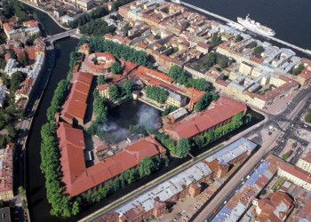 Новая Голландия в Питере, вид сверху – фотографии России