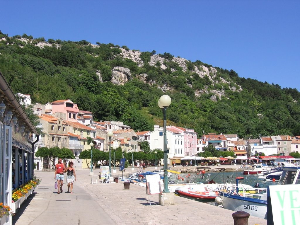 Набережная в Башка, Хорватия. Фото 11 – фотографии Хорватии