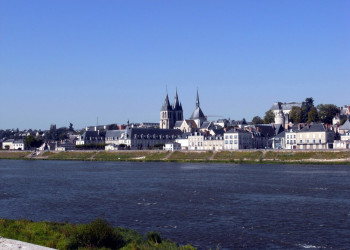 Река в Блуа, Франция. Фото 1 – фотографии Франции