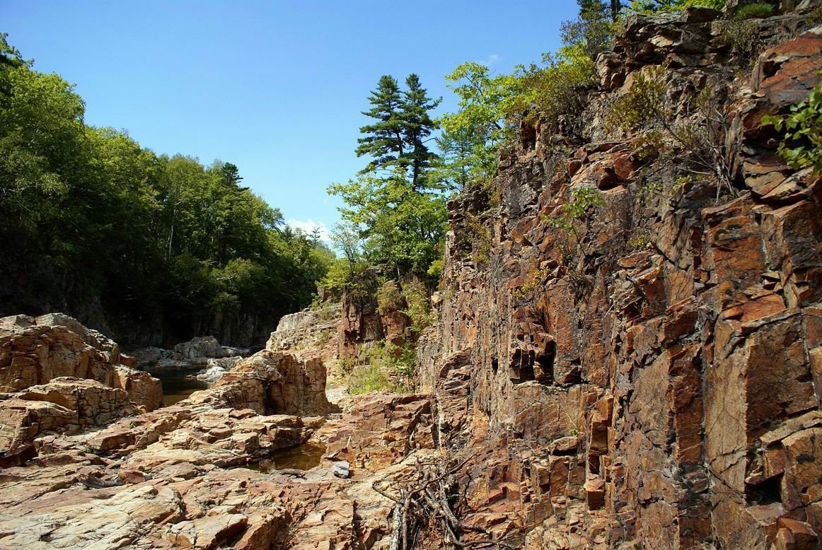 Скалы в Лазовском заповеднике, Россия. Фото 2 – фотографии России