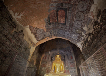 Буддийский храм Ананда в городе Баган – фотографии Мьянмы