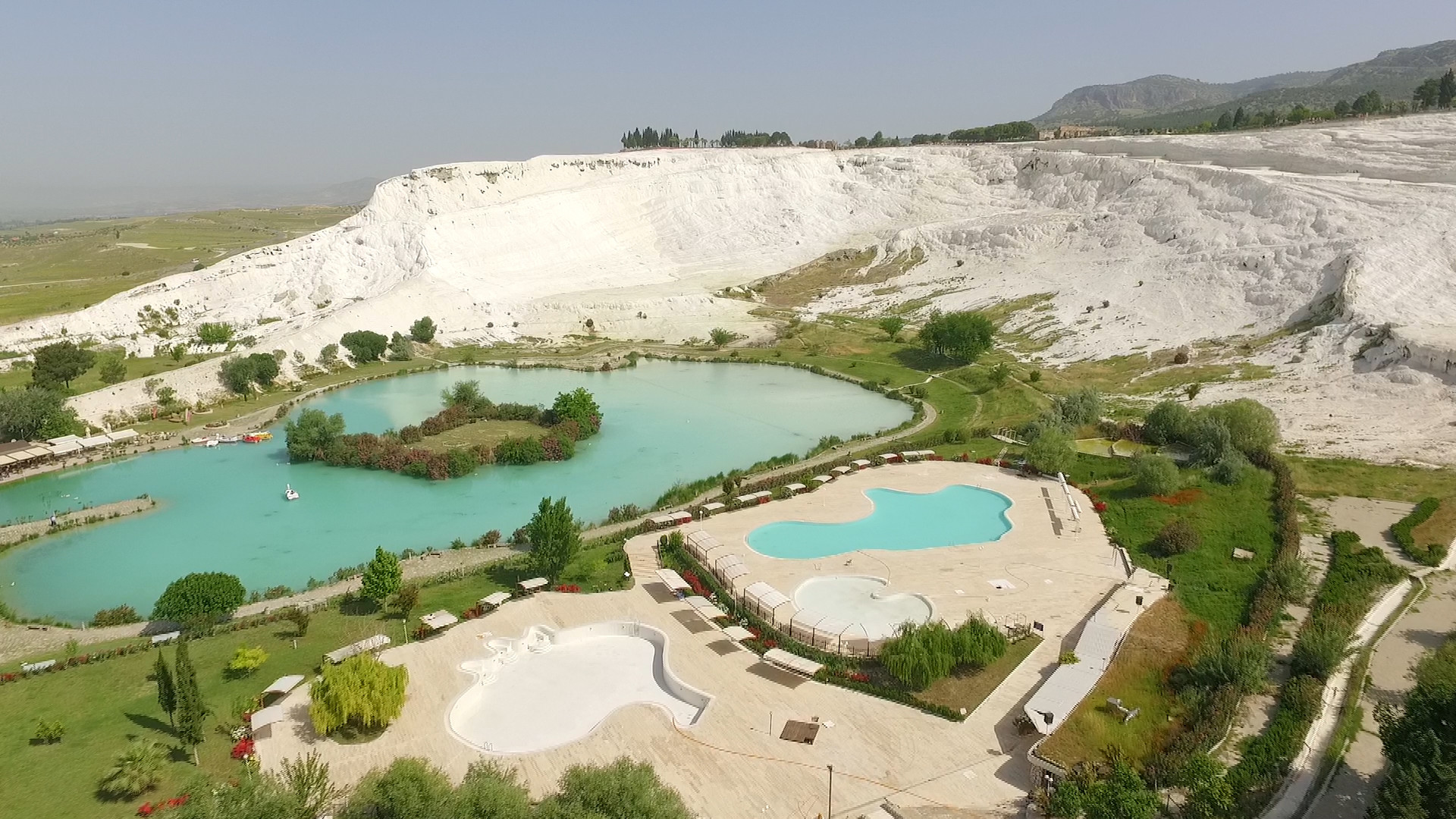 Белые склоны Памуккале (Pamukkale), Турция – фотографии Турции