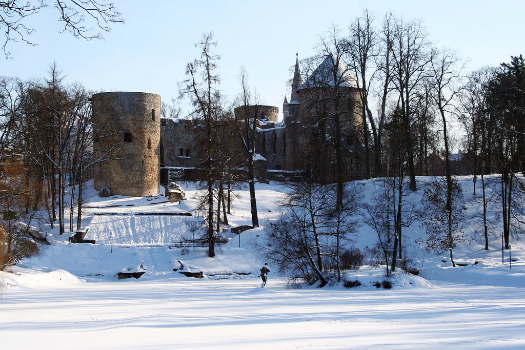Венденский замок или замок Цесис – фотографии Латвии