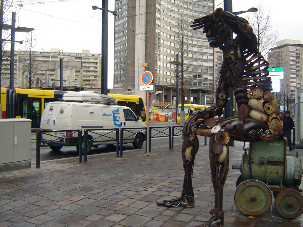 Скульптура в Мюлузе, Франция – фотографии Франции