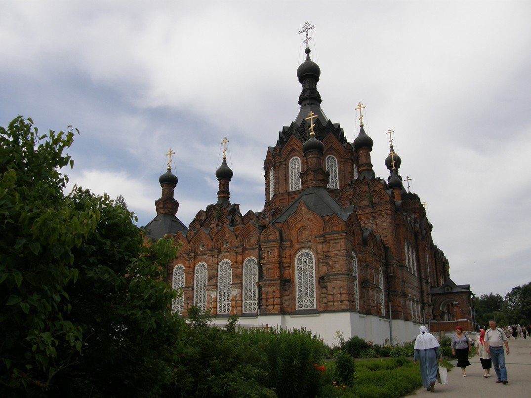 Храм в Козельске, Россия. Фото 6 – фотографии России