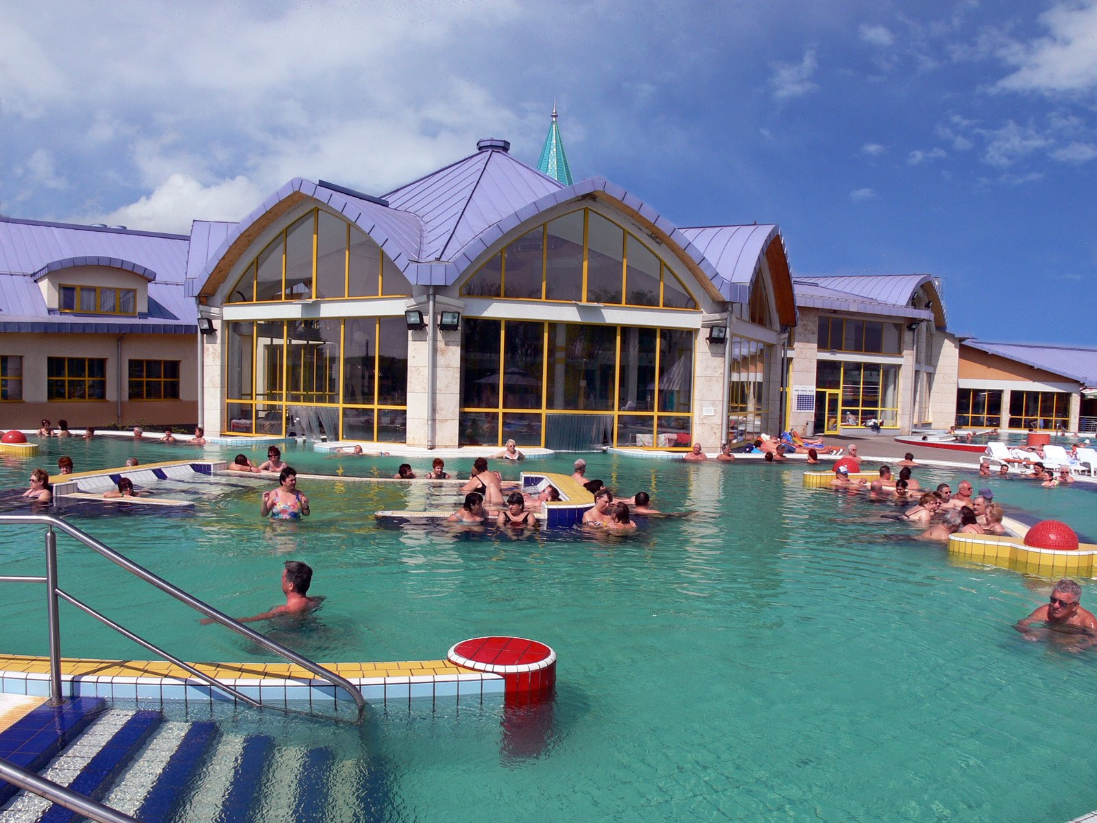 Купальня в Шарвар, Венгрия – фотографии Венгрии