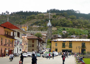 Площадь в Кахамарке – фотографии Перу