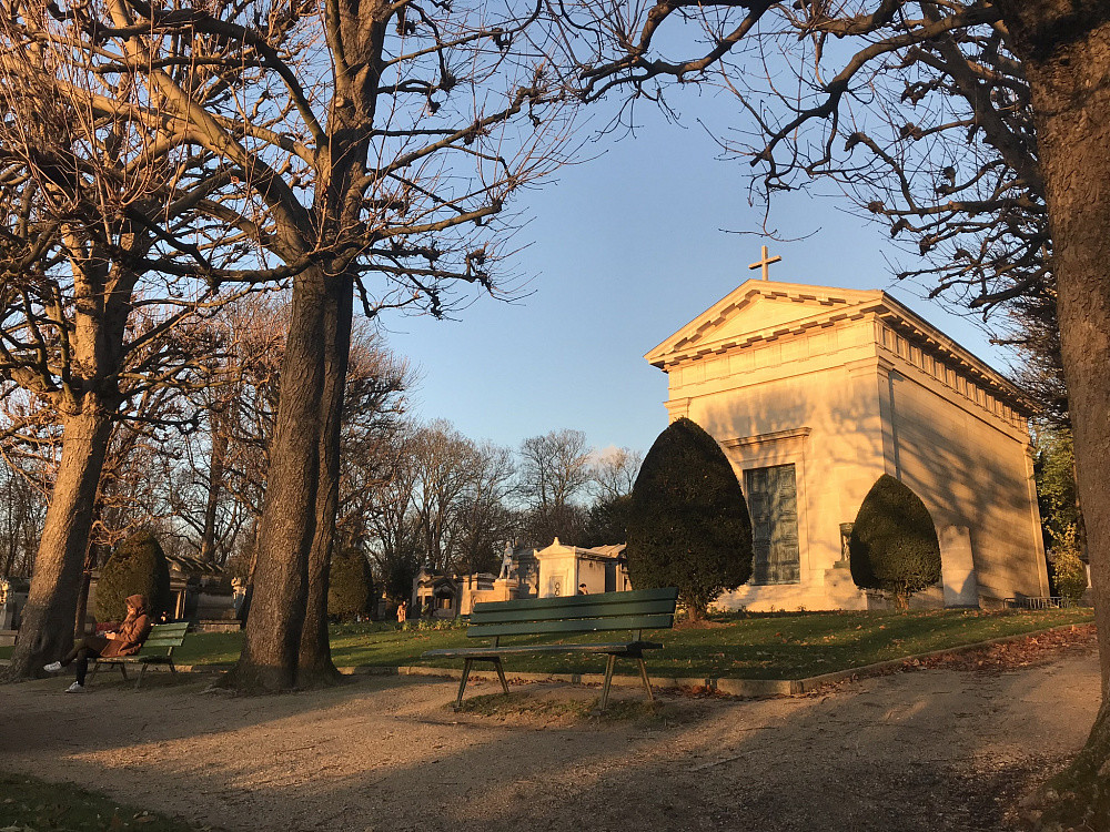 Неординарное кладбище Пер-Лашез (Pere Lachaise Cemetery), Париж, Франция – фотографии Франции