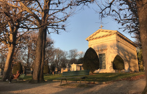 Неординарное кладбище Пер-Лашез (Pere Lachaise Cemetery), Париж, Франция – фотографии Франции