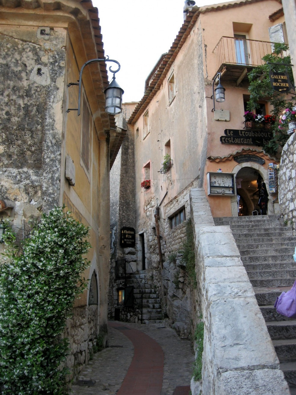 Дома в Эз, Франция. Фото 14 – фотографии Франции