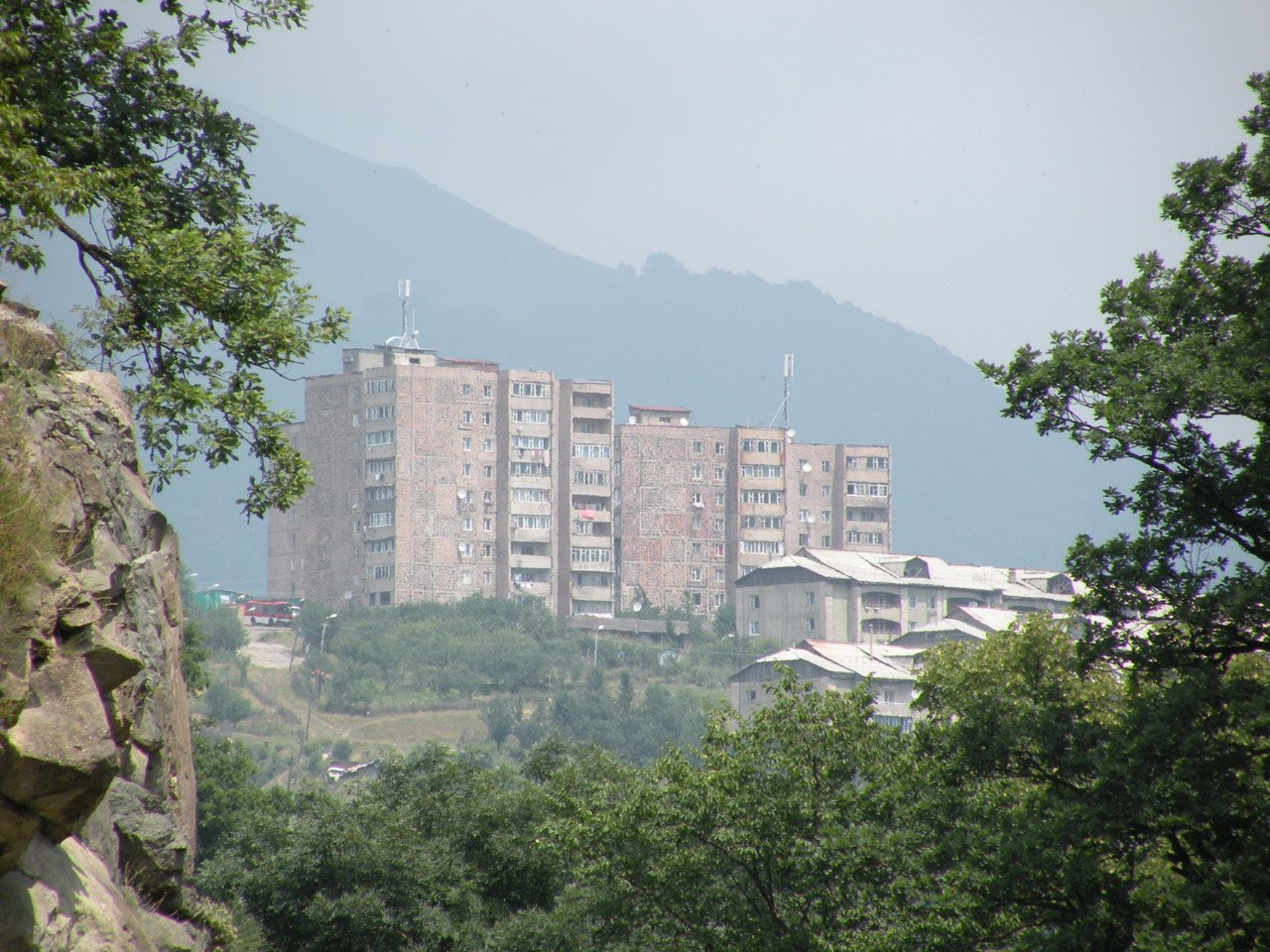 Дома в Дилижан, Армения. Фото 6 – фотографии Армении