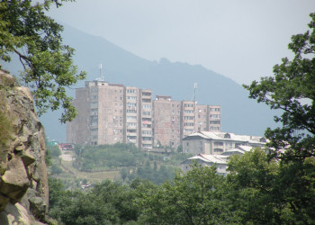 Дома в Дилижан, Армения. Фото 6 – фотографии Армении