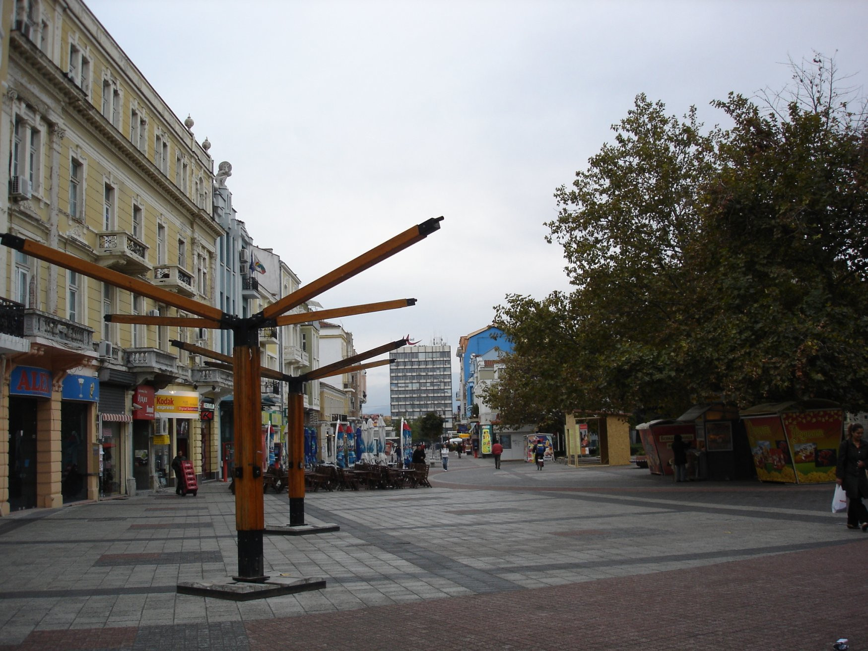 Улица в Пловдиве, Болгария. Фото 9 – фотографии Болгарии