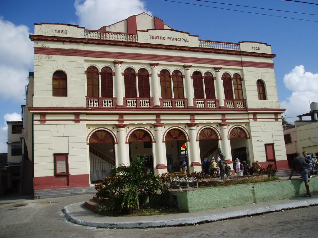 Театр в Камагуэй, Куба. Фото 1 – фотографии Кубы