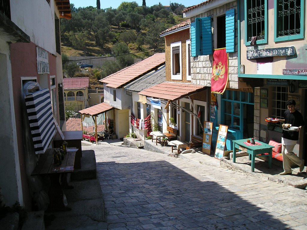 Улица в Бар, Черногория. Фото 3 – фотографии Черногории