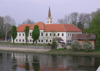 Река в Сисак, Хорватия. Фото 1 – фотографии Хорватии