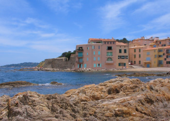 Дома в Сен-Тропе, Франция. Фото 14 – фотографии Франции