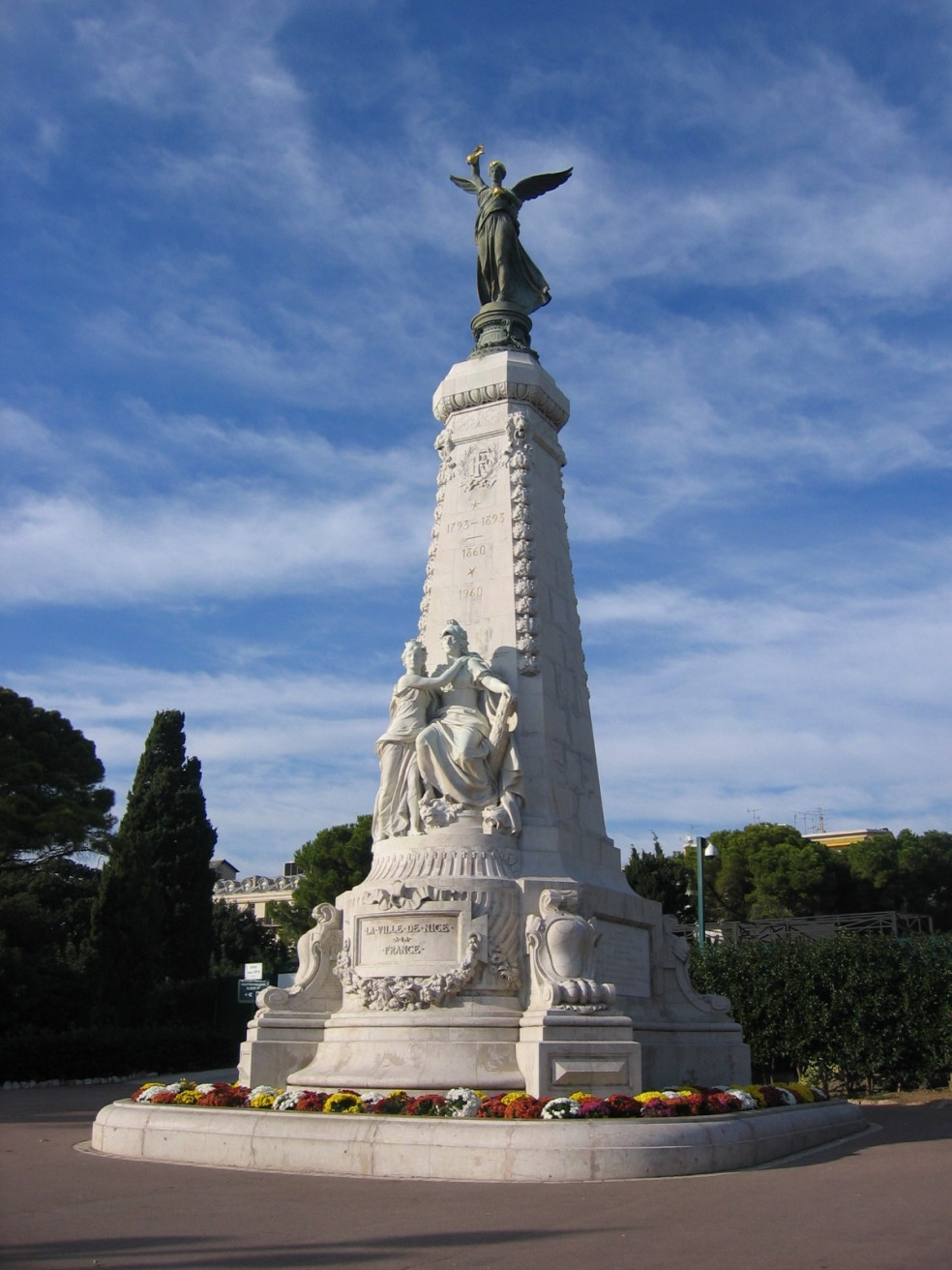 Памятник присоединение Ниццы к Франции – фотографии Франции