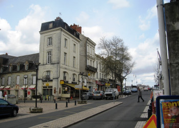 Улица в Сомюре, Франция. Фото 1 – фотографии Франции