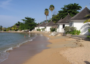 Отели на пляже в Ранэвэй Бэй, Ямайка. Фото 1 – фотографии Ямайки