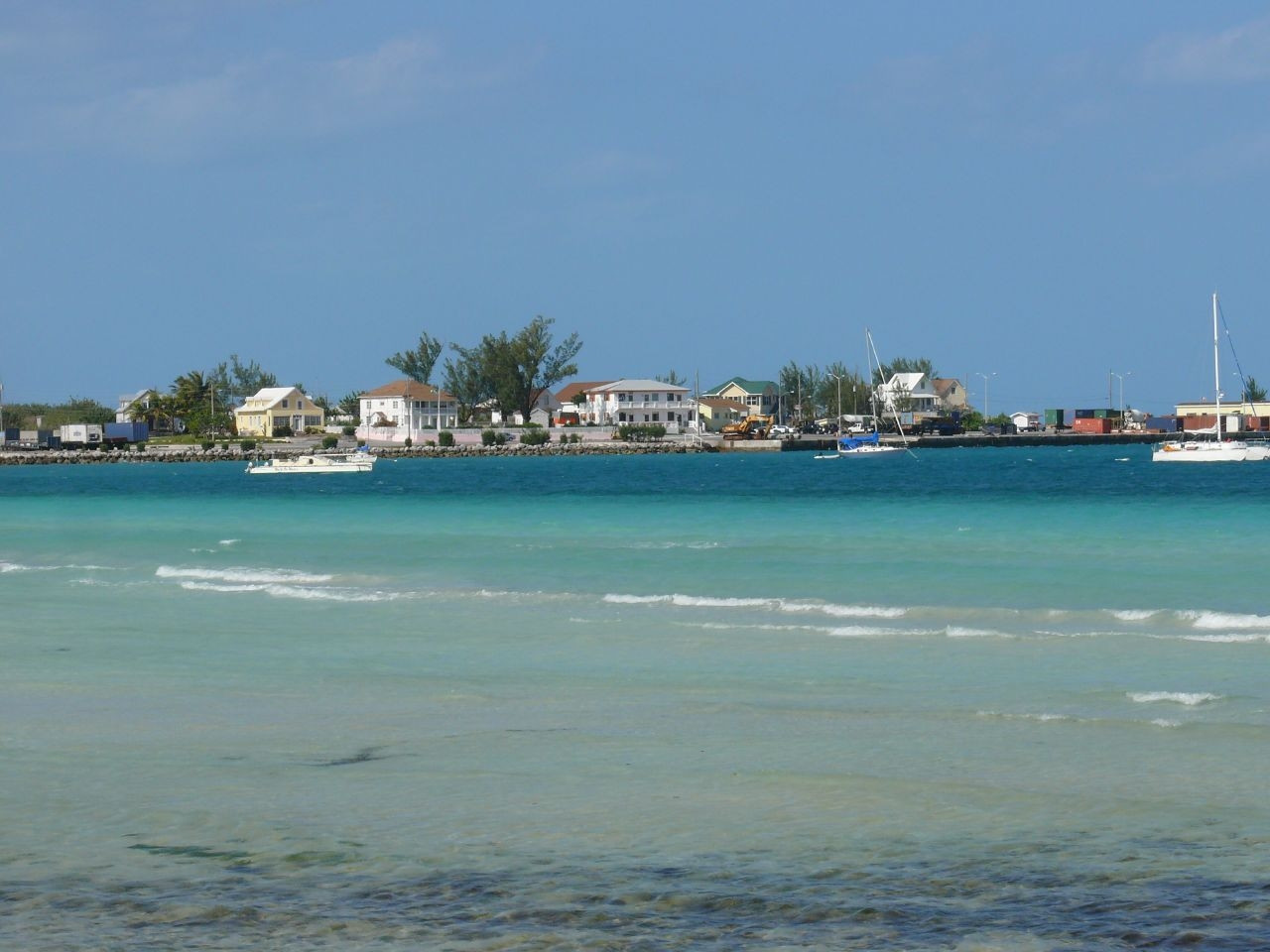 Яхты и катера на острове Эльютера, Багамские острова – фотографии Багамских островов