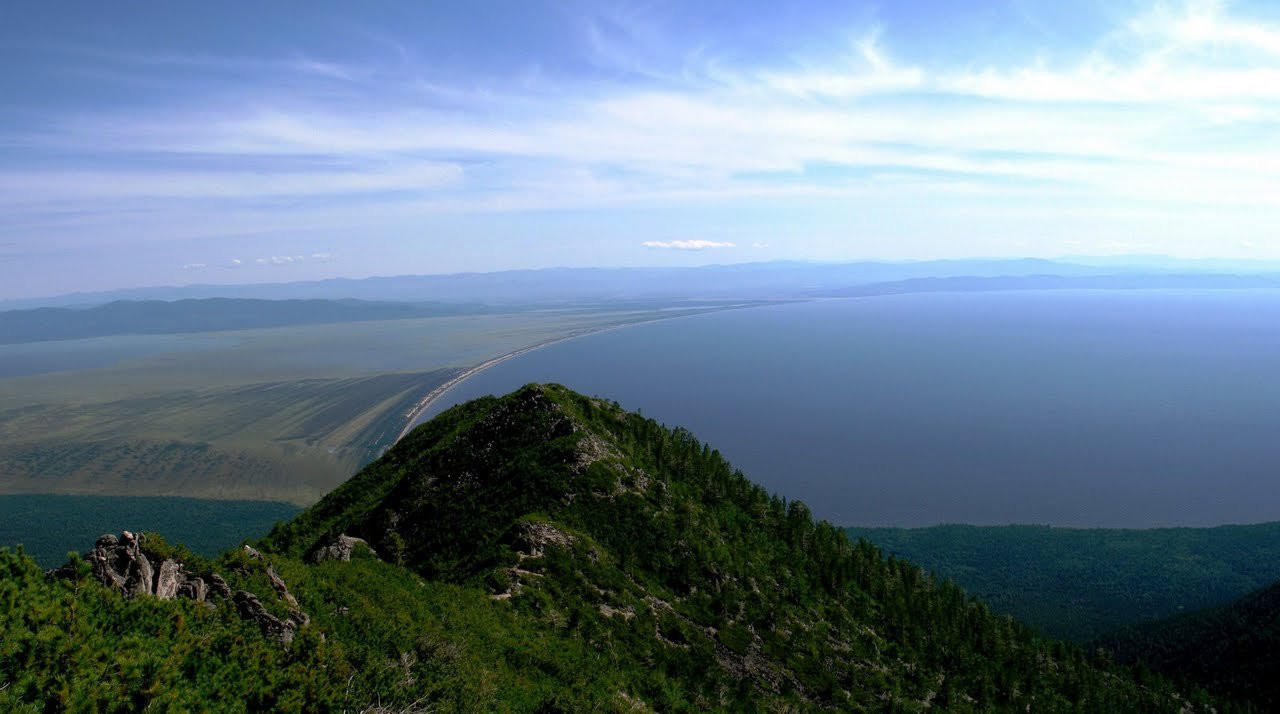 Горы на острове Байкал, Россия. Фото 4 – фотографии России