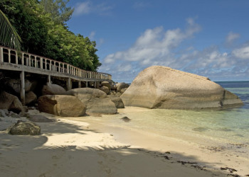 Набережная на острове Праслин, Сейшелы. Фото 6 – фотографии Сейшельских островов